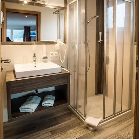 Fruehstueckspension Tannenhof Гостевой дом 3*