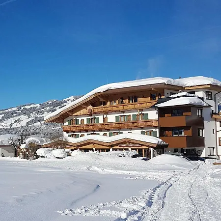 Pensjonat Fruehstueckspension Tannenhof 3*