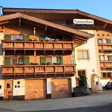 Fruehstueckspension Tannenhof 티롤 키르흐베르크